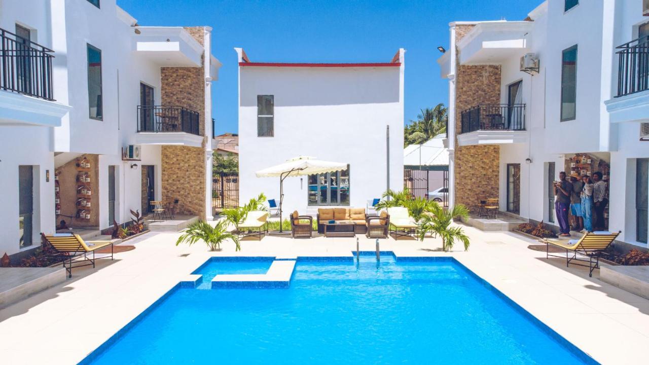 Mica Apartments Serrekunda Exterior photo